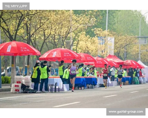 2018北京长跑盛会点燃城市激情无数市民参与健康奔跑新风潮